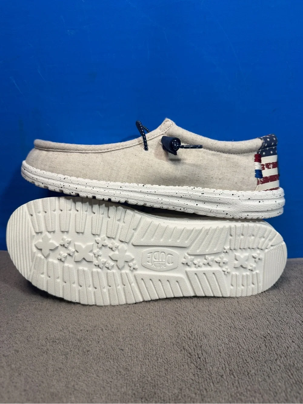 Hey dude Wally patriotic Brand new